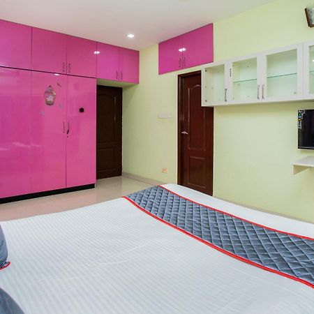 Its South East Residency Hotell Chennai Exteriör bild