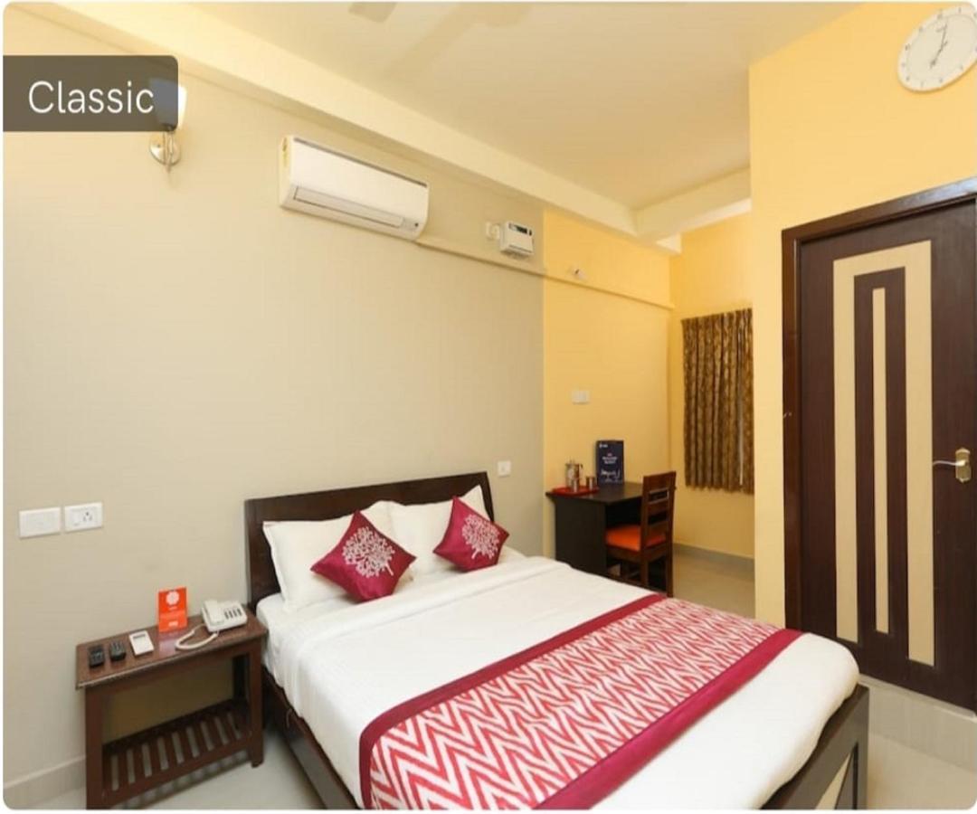Its South East Residency Hotell Chennai Exteriör bild
