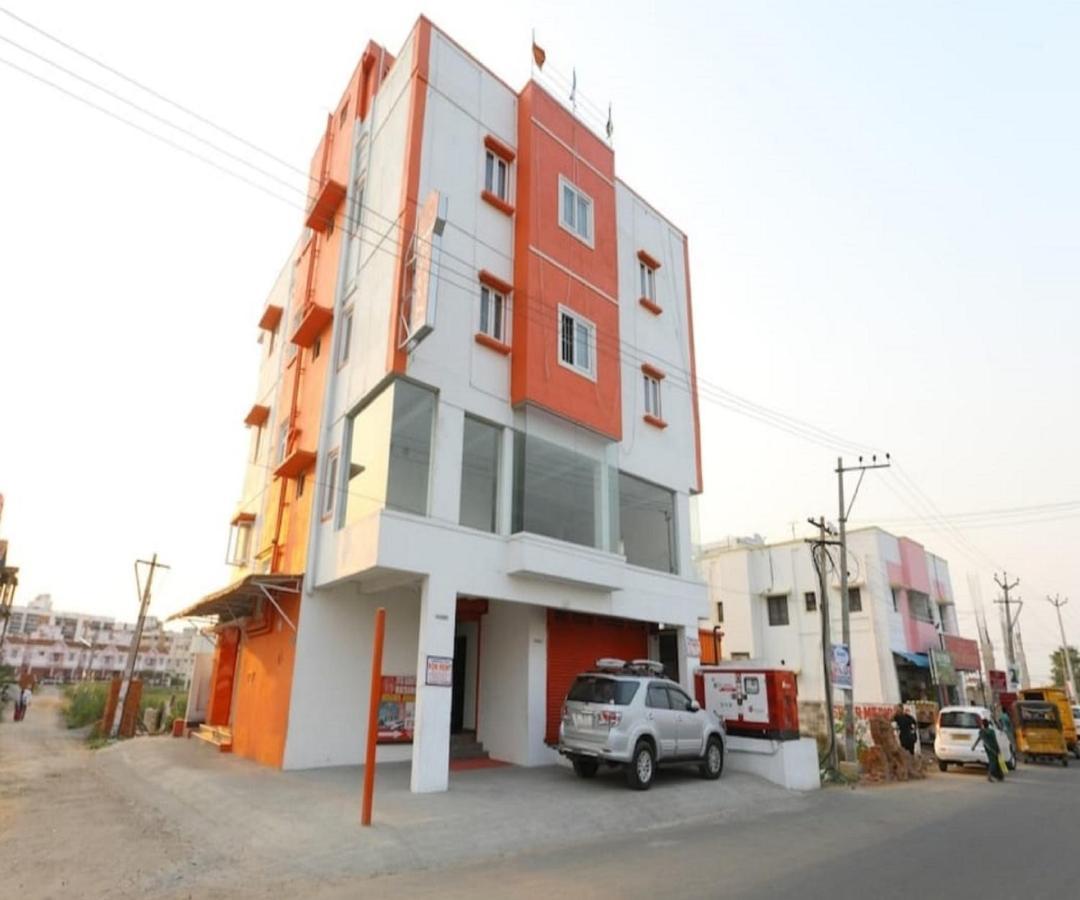 Its South East Residency Hotell Chennai Exteriör bild