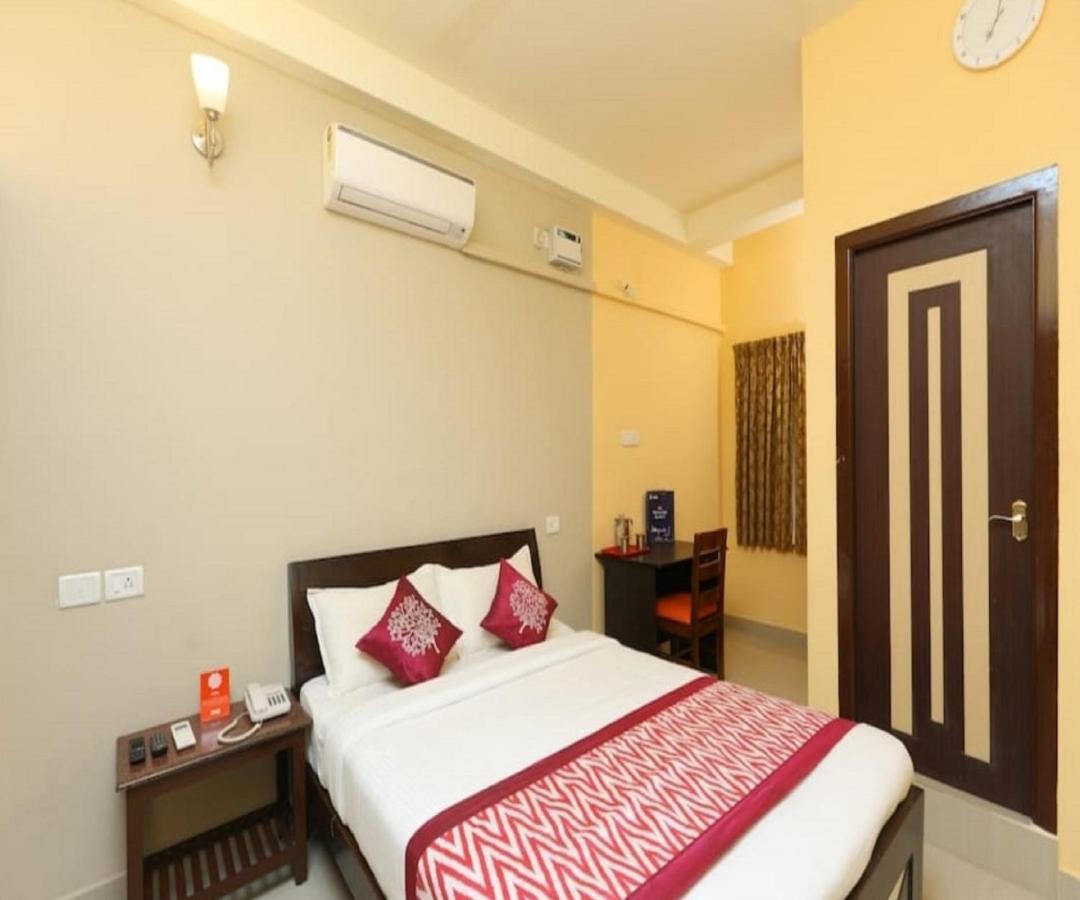 Its South East Residency Hotell Chennai Exteriör bild