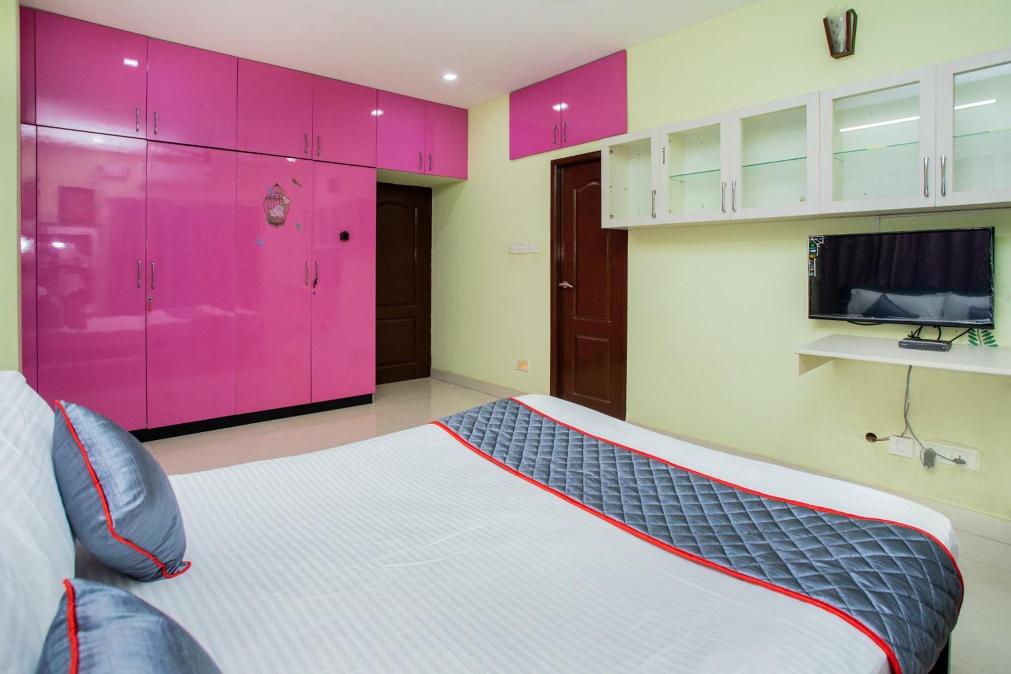 Its South East Residency Hotell Chennai Exteriör bild