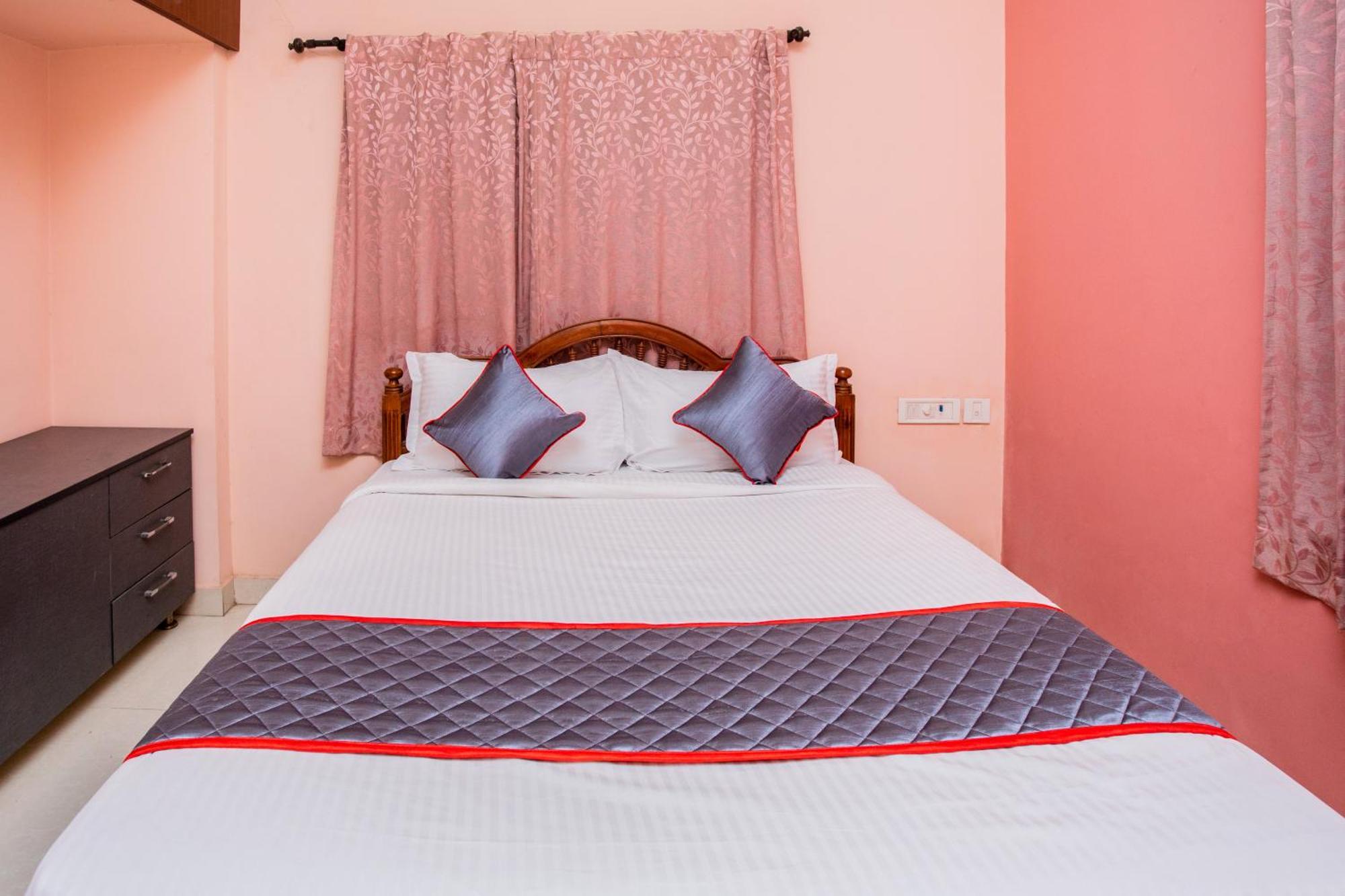 Its South East Residency Hotell Chennai Exteriör bild